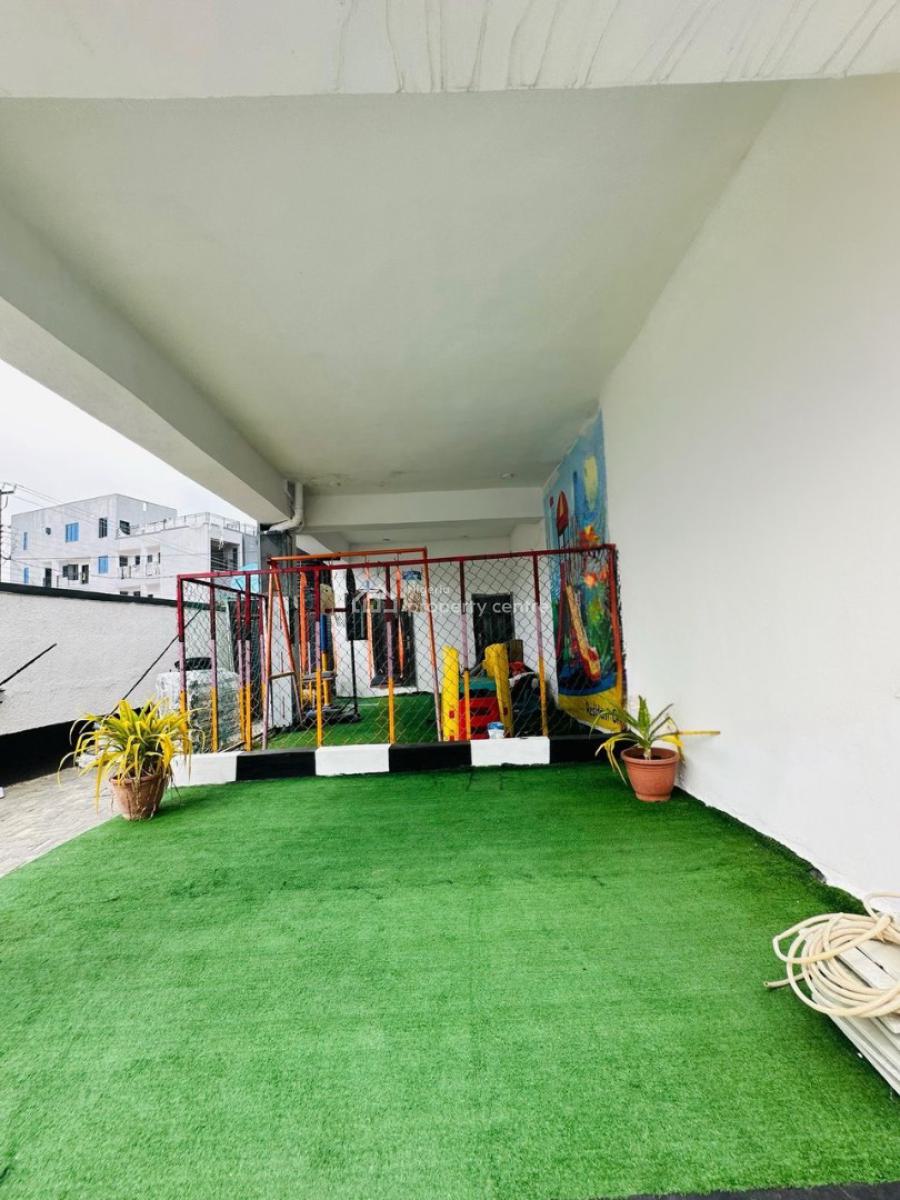 Beautifully 2 Bedroom Apartment with Swimming Pool ,gym & Playground, Ologolo, Lekki, Lagos, Flat / Apartment for Rent