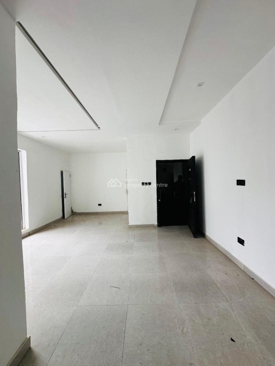 Beautifully 2 Bedroom Apartment with Swimming Pool ,gym & Playground, Ologolo, Lekki, Lagos, Flat / Apartment for Rent