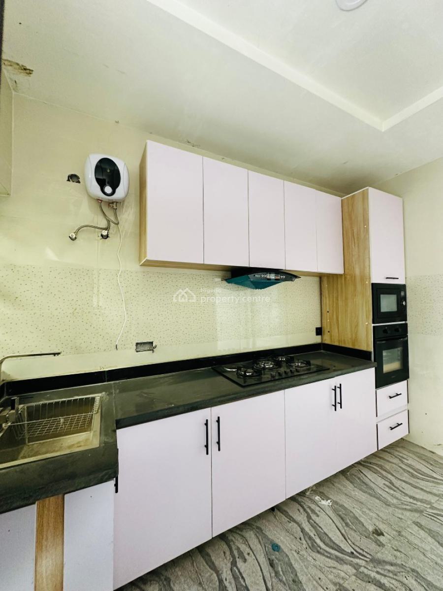 Beautifully 2 Bedroom Apartment with Swimming Pool ,gym & Playground, Ologolo, Lekki, Lagos, Flat / Apartment for Rent