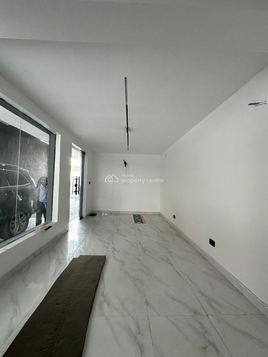 Elegantly Built 4 Bedroom Terrace Duplex with Bq,swimming Pool & Gym, Lekki Phase 1, Lekki, Lagos, Terraced Duplex for Rent