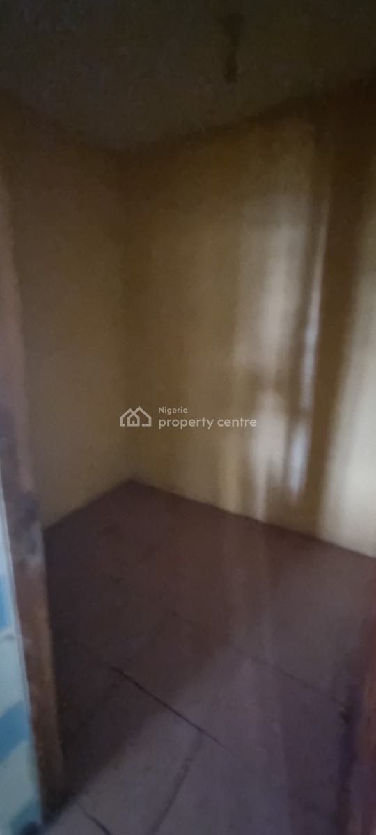 Spacious 3 Bedroom 2nd Floor, Okun-ajah Eti-osa, Lekki, Lagos, Flat / Apartment for Rent
