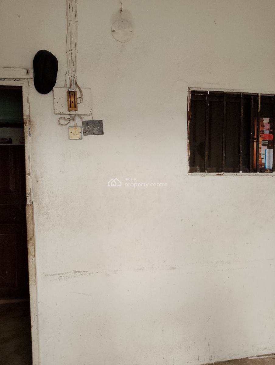 a Room Self Contain, Okigwe Road, Orji, Owerri Municipal, Imo, Self Contain (single Rooms) for Rent