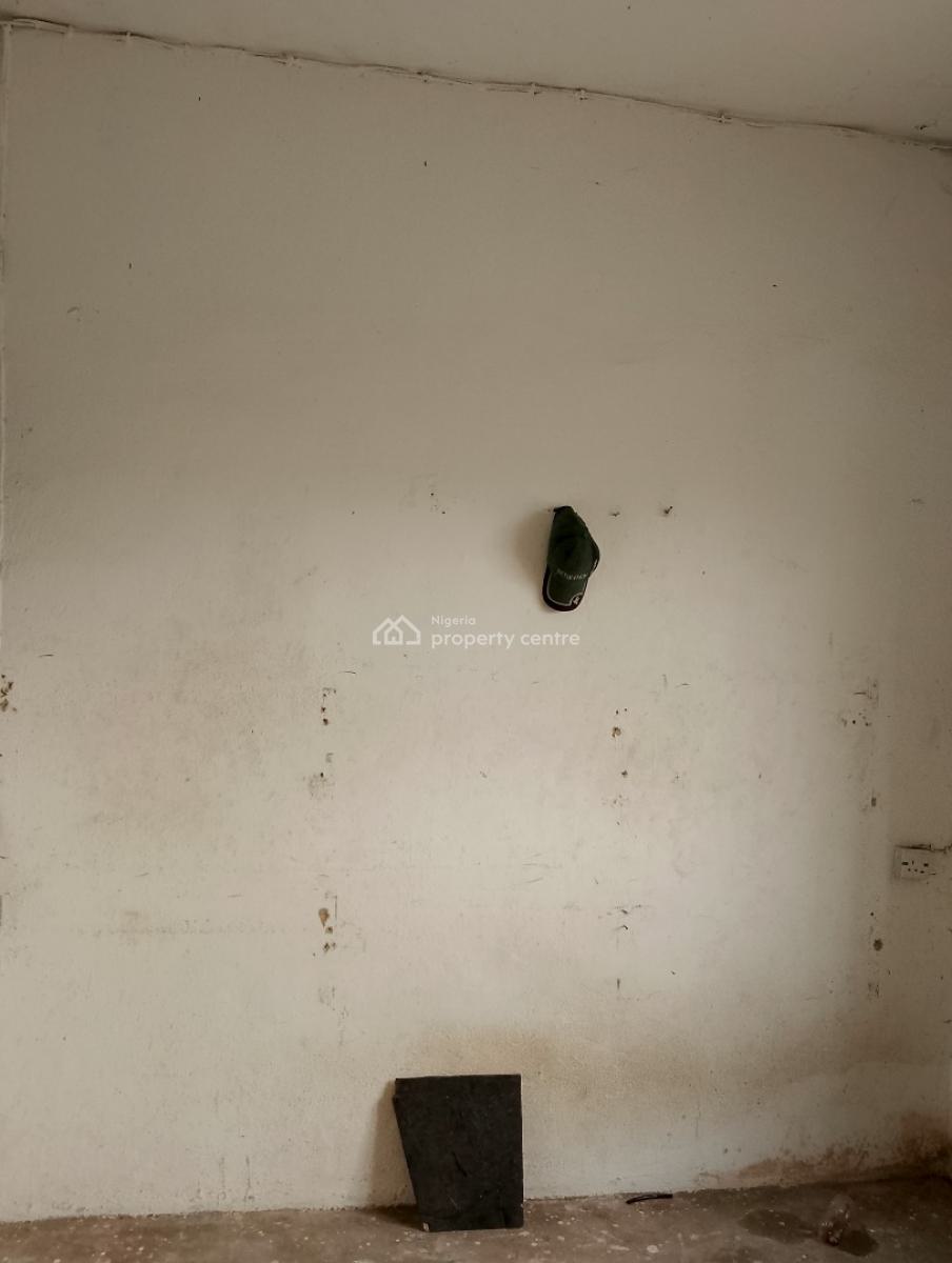 a Room Self Contain, Okigwe Road, Orji, Owerri Municipal, Imo, Self Contain (single Rooms) for Rent