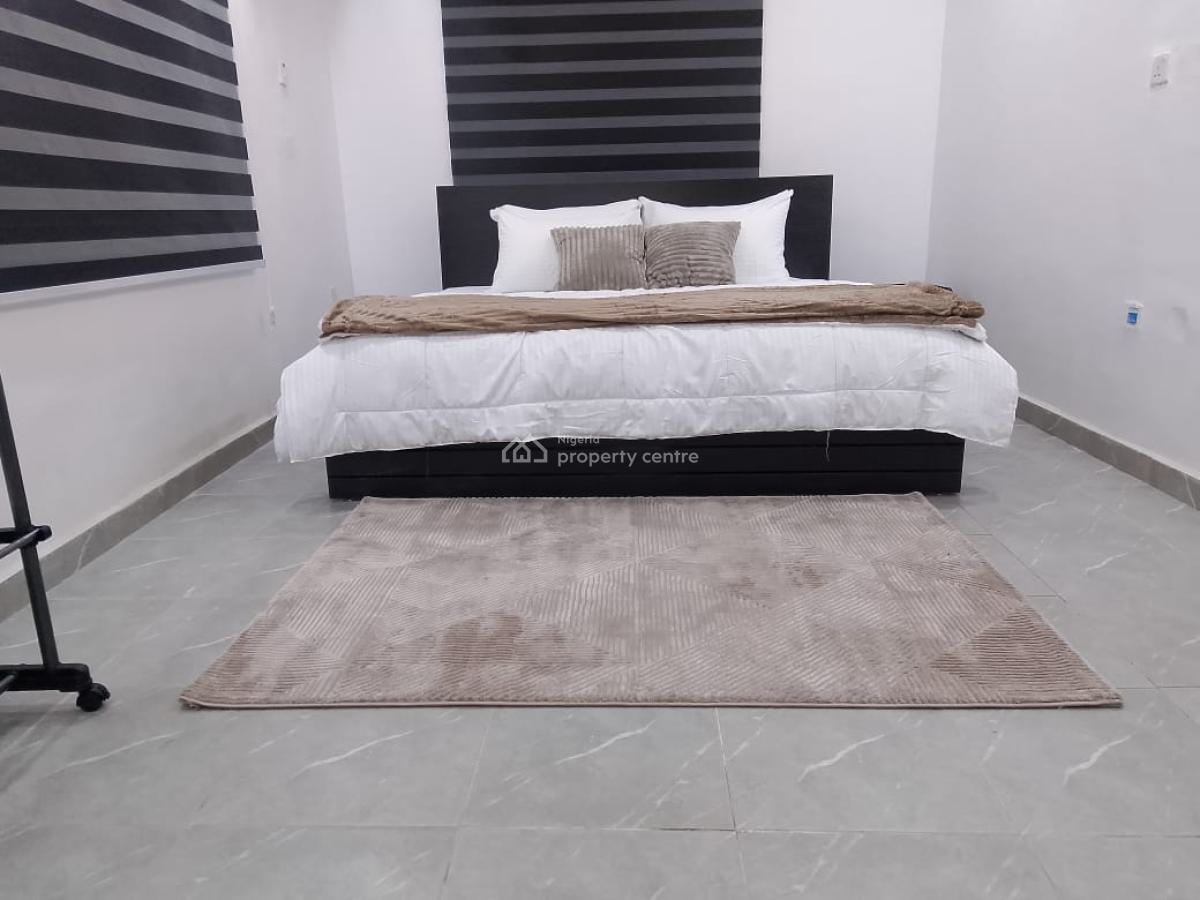 2 Bedrooms Ensuite with Open Plan Kitchen and Guest Toilet, Surulere, Lagos, Flat / Apartment Short Let