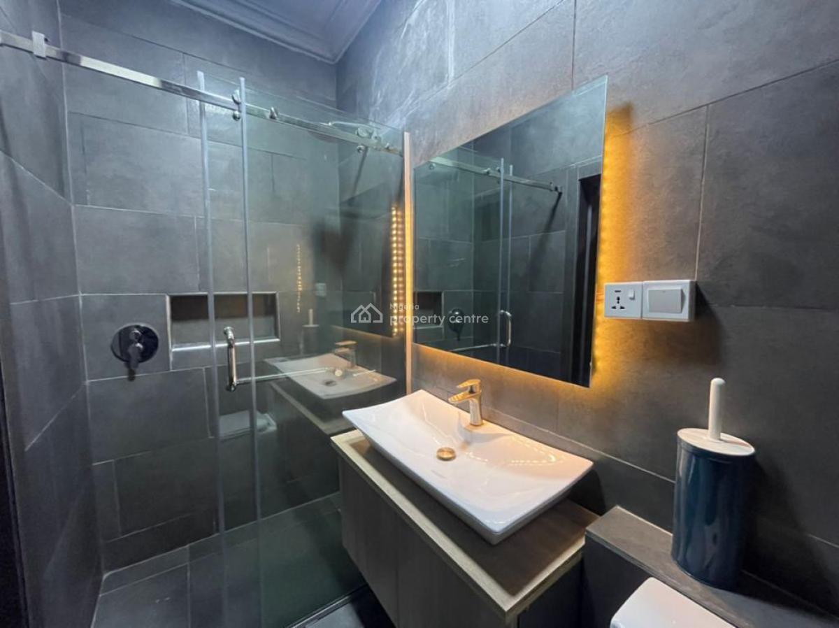 Cozy 2 Bedroom Apartment with Swimming Pool and Gym, Bayview Estate, Ikate Elegushi, Lekki, Lagos, Flat / Apartment Short Let