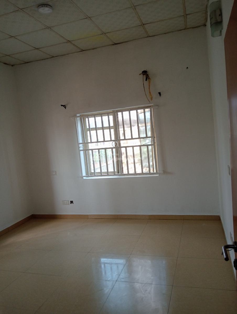 Spacious Mini Flat Apartment Upstairs in a Serene and Secured Estate, Value County Estate, Lekki Expressway, Lekki, Lagos, Mini Flat (room and Parlour) for Rent