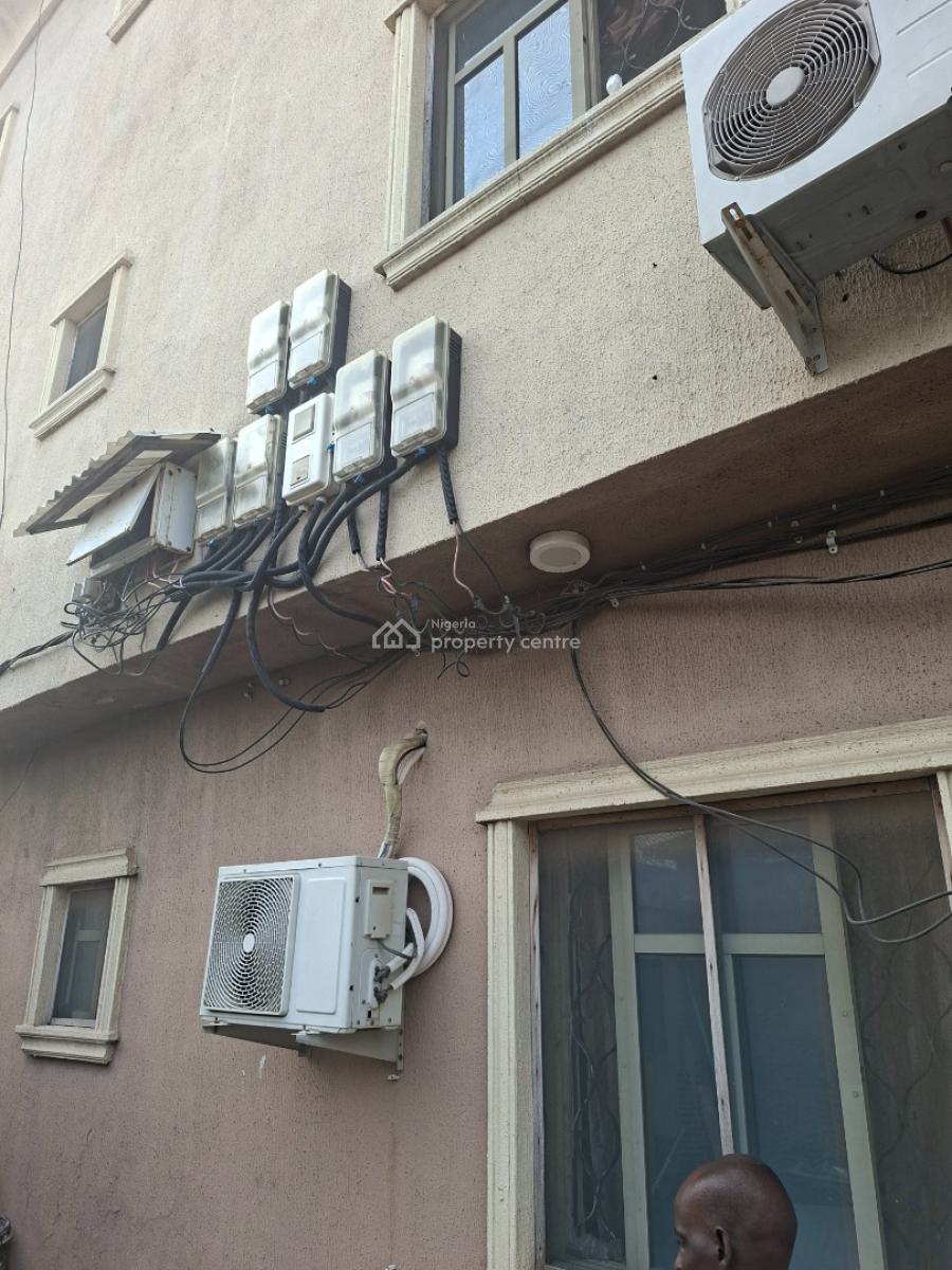 Ground Floor All Rooms Ensuite 3 Bedroom Flat, Ibukunolu Street, Akoka, Yaba, Lagos, Flat / Apartment for Rent