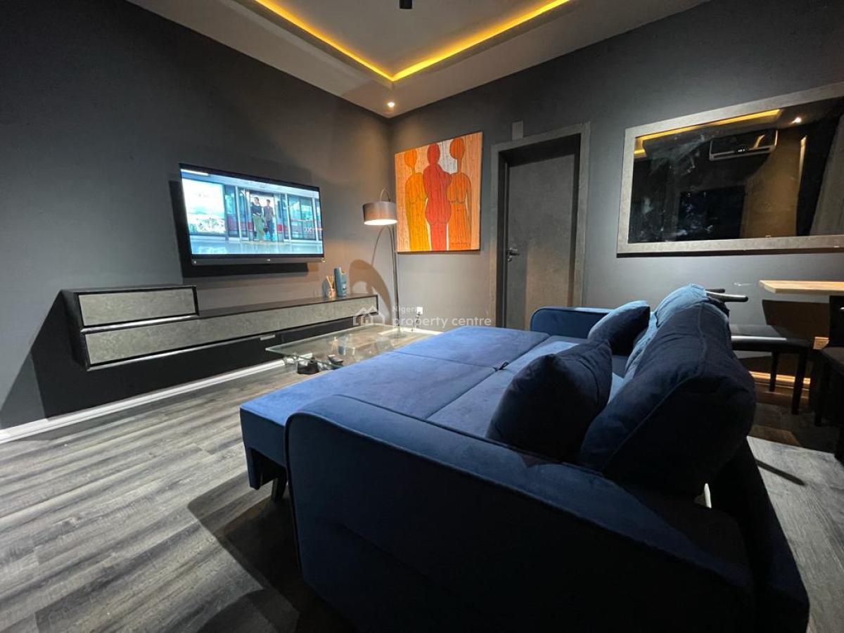 Cozy One Bedroom Apartment with Swimming Pool and Gym, Bayview Estate, Ikate Elegushi, Lekki, Lagos, Flat / Apartment Short Let