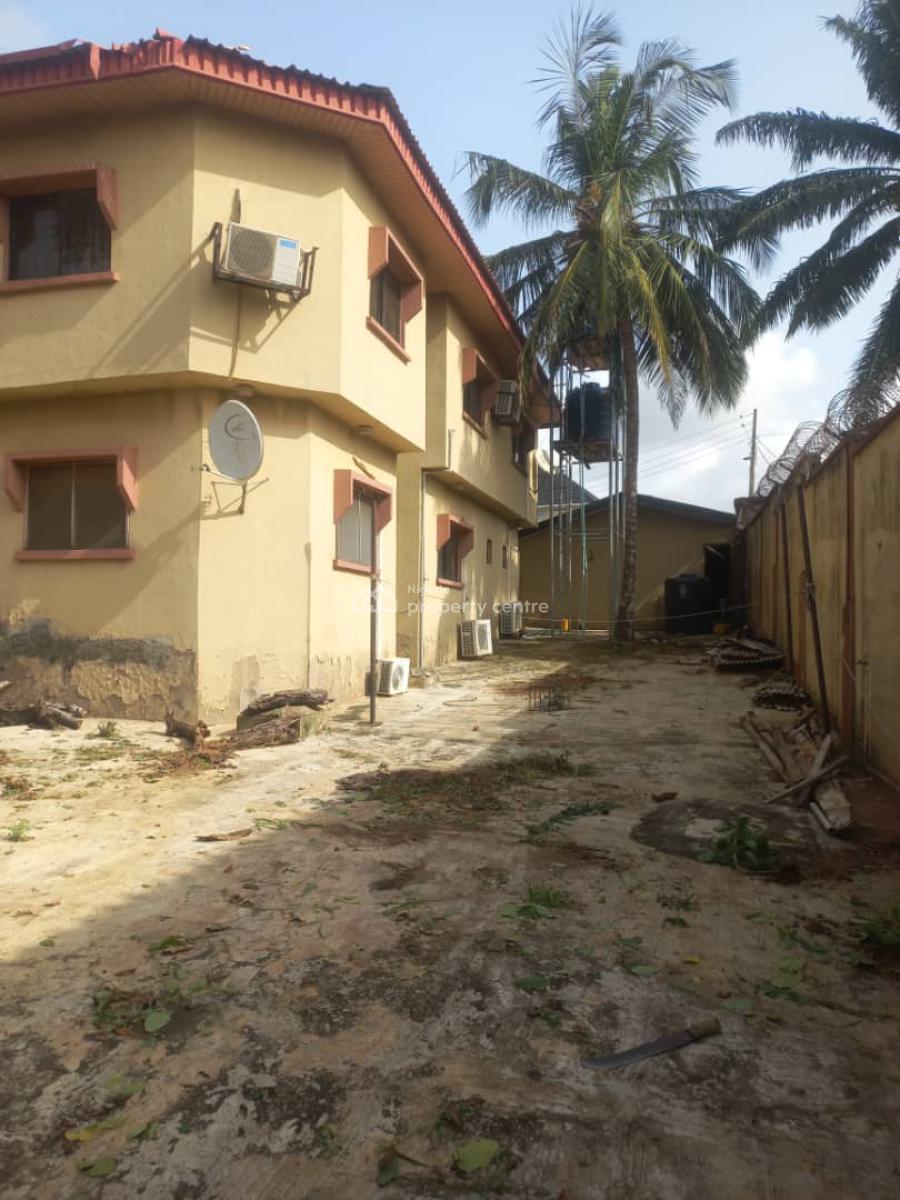 8 Bedroom Duplex on 2 Plots of Land, Igbo Oluwo Estate Jumofak Bus Stop, Ikorodu, Lagos, House for Sale