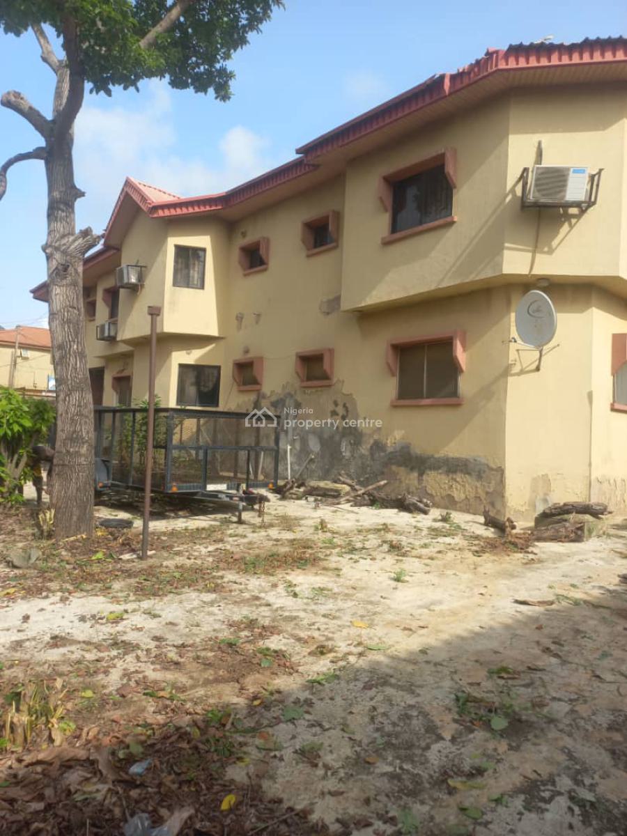 8 Bedroom Duplex on 2 Plots of Land, Igbo Oluwo Estate Jumofak Bus Stop, Ikorodu, Lagos, House for Sale