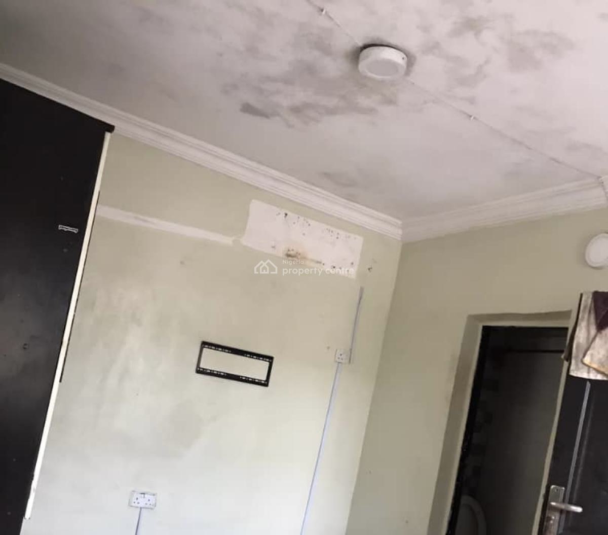 Very Standard and Clean Room Self Contain, Lekki, Lagos, Flat / Apartment for Rent