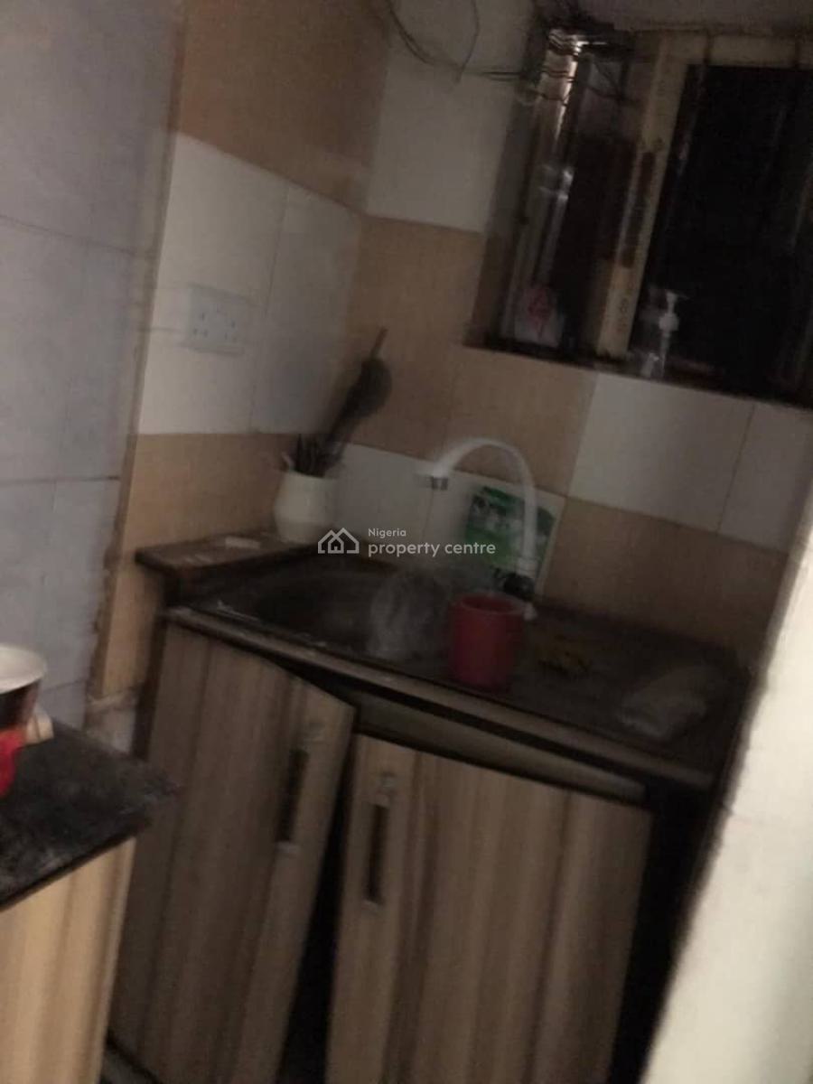 Very Standard and Clean Room Self Contain, Lekki, Lagos, Flat / Apartment for Rent