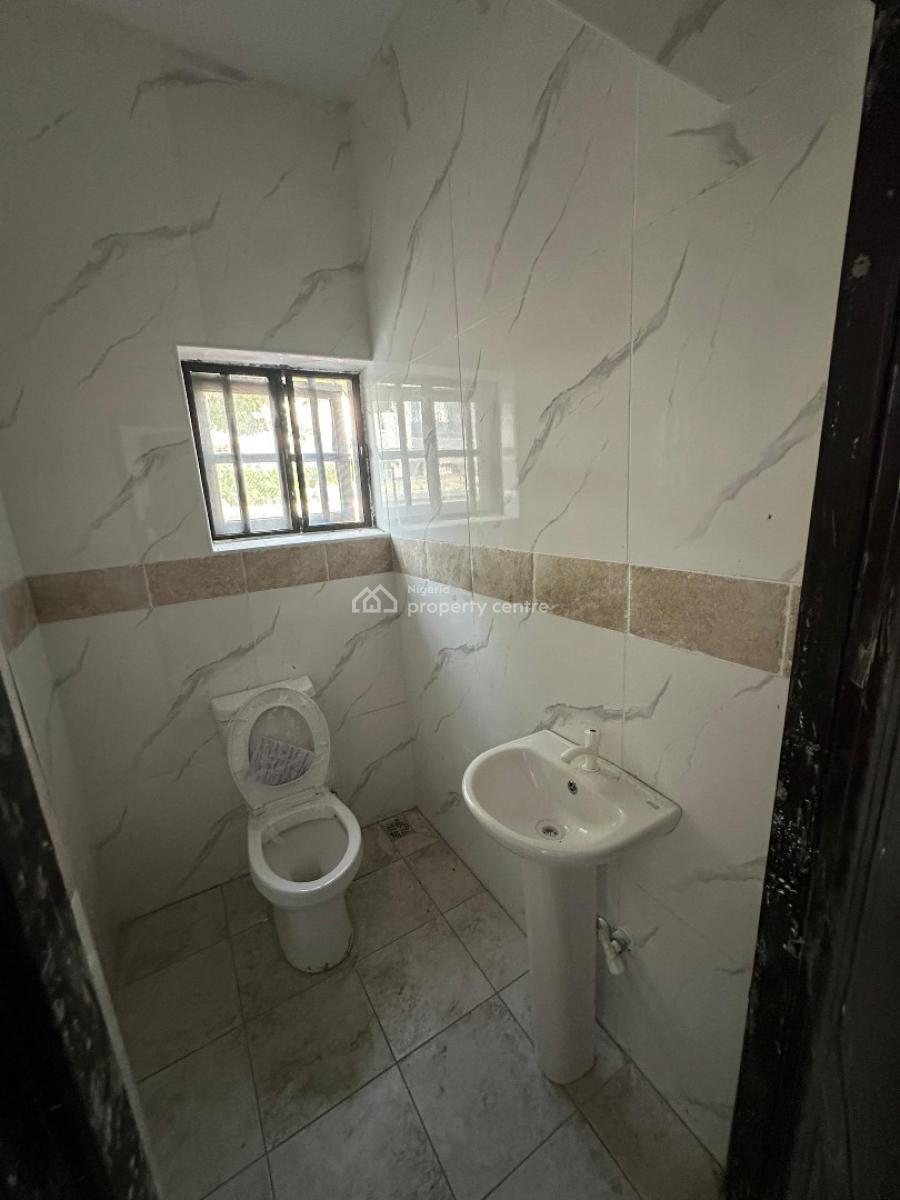 Well Finished and Spacious 3 Bedroom Apartment, Ikota, Lekki, Lagos, Flat / Apartment for Rent