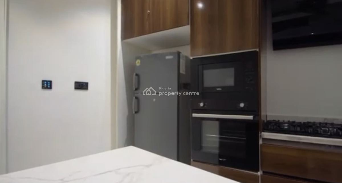 Luxuriously Furnished 2 Bedroom Apartment, Lekki Phase 1, Lekki, Lagos, Flat / Apartment for Sale