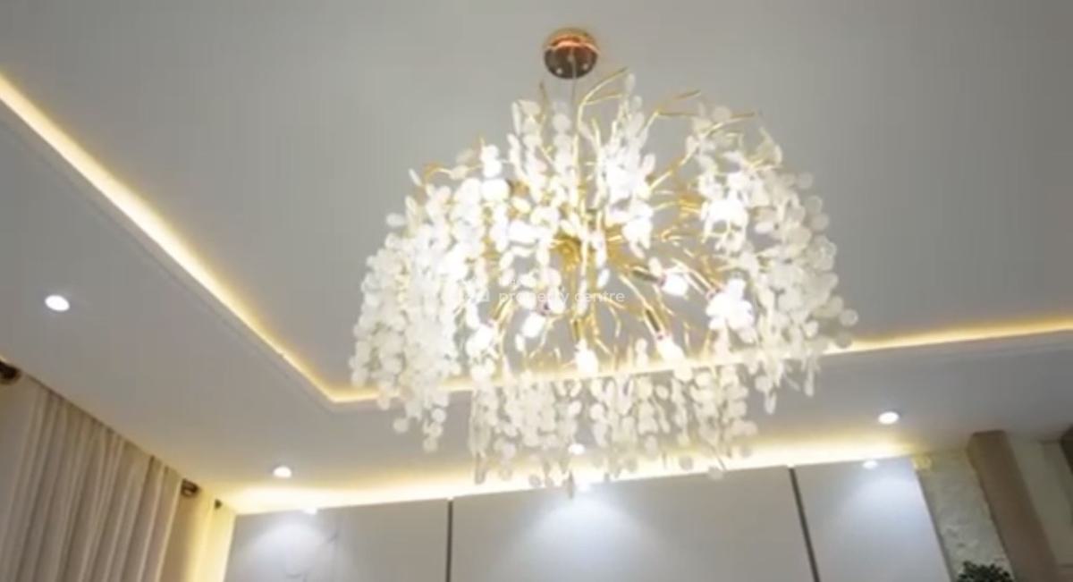 Luxuriously Furnished 2 Bedroom Apartment, Lekki Phase 1, Lekki, Lagos, Flat / Apartment for Sale