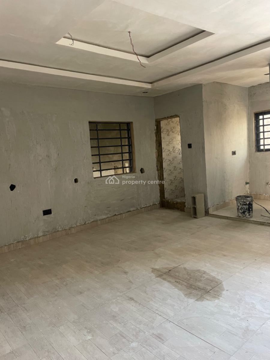 Lovely and Exclusive 2 Bedroom Apartment, Alagomeji, Yaba, Lagos, Flat / Apartment for Rent