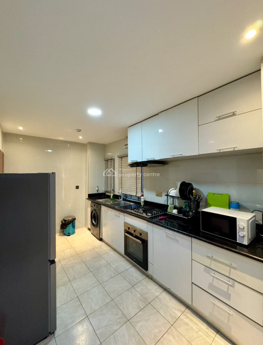 Exquisite 2 Bedroom Apartment, Lekki Phase 1, Lekki, Lagos, Flat / Apartment Short Let
