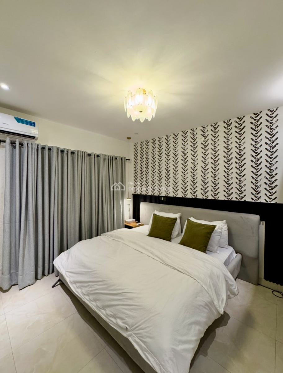 Exquisite 2 Bedroom Apartment, Lekki Phase 1, Lekki, Lagos, Flat / Apartment Short Let