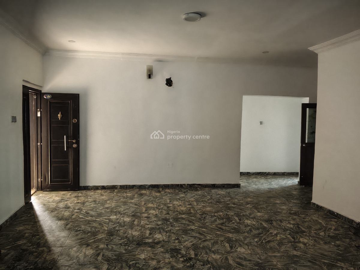 Spacious 3 Bedroom Flat, Rotimi Tom Crescent, Durumi, Abuja, Flat / Apartment for Rent