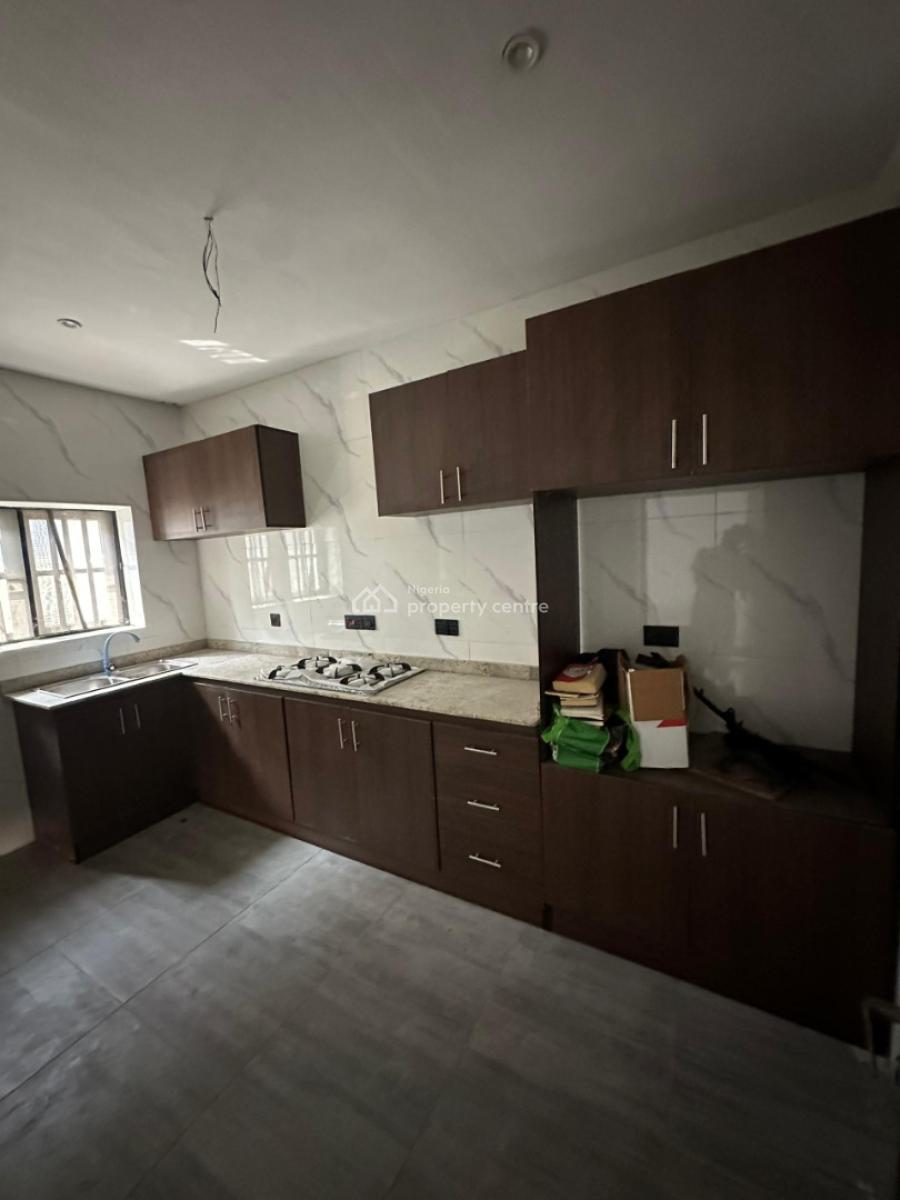 Luxury 3 Bedroom Well Maintained Apartment, Ikota, Lekki, Lagos, Flat / Apartment for Rent
