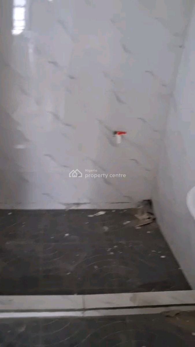 a Very Spacious 3 Bedroom Flat with 3 Toilets  and 3 Bathroom, Off Allen Avenue, Ikeja, Lagos, Flat / Apartment for Rent