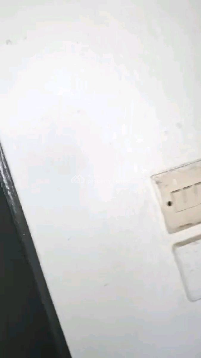 a Very Spacious 3 Bedroom Flat with 3 Toilets  and 3 Bathroom, Off Allen Avenue, Ikeja, Lagos, Flat / Apartment for Rent