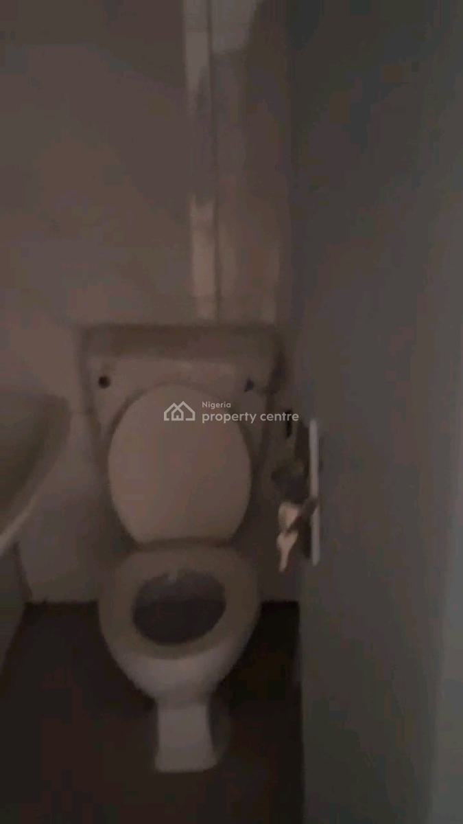 a Very Spacious 3 Bedroom Flat with 3 Toilets  and 3 Bathroom, Off Allen Avenue, Ikeja, Lagos, Flat / Apartment for Rent