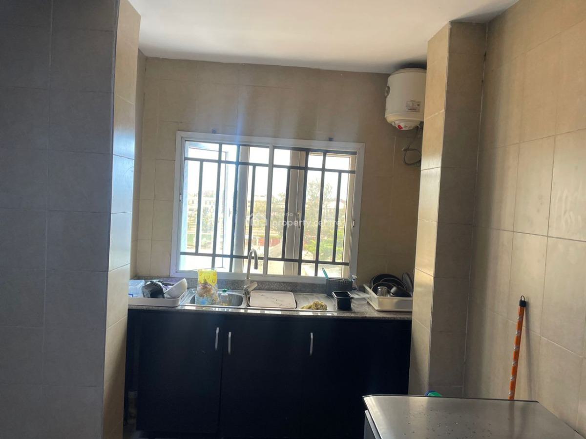 3 Bedroom Flat on First Floor, Lekki Phase 1, Lekki, Lagos, Flat / Apartment for Sale