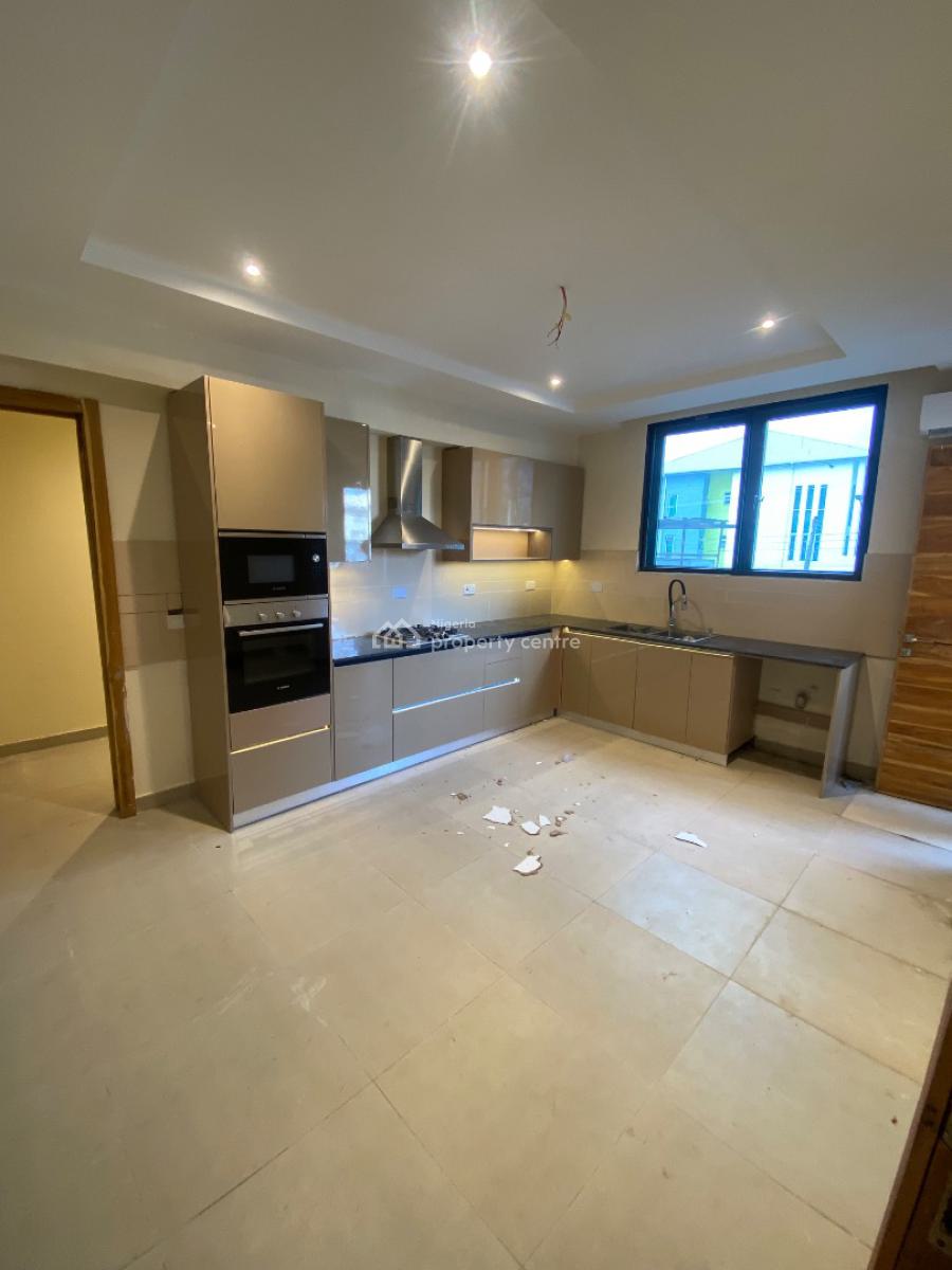 Tastefully Built Brand New 3 Bedroom, Central Lekki, Phase 1, Lekki, Lagos, Flat / Apartment for Rent