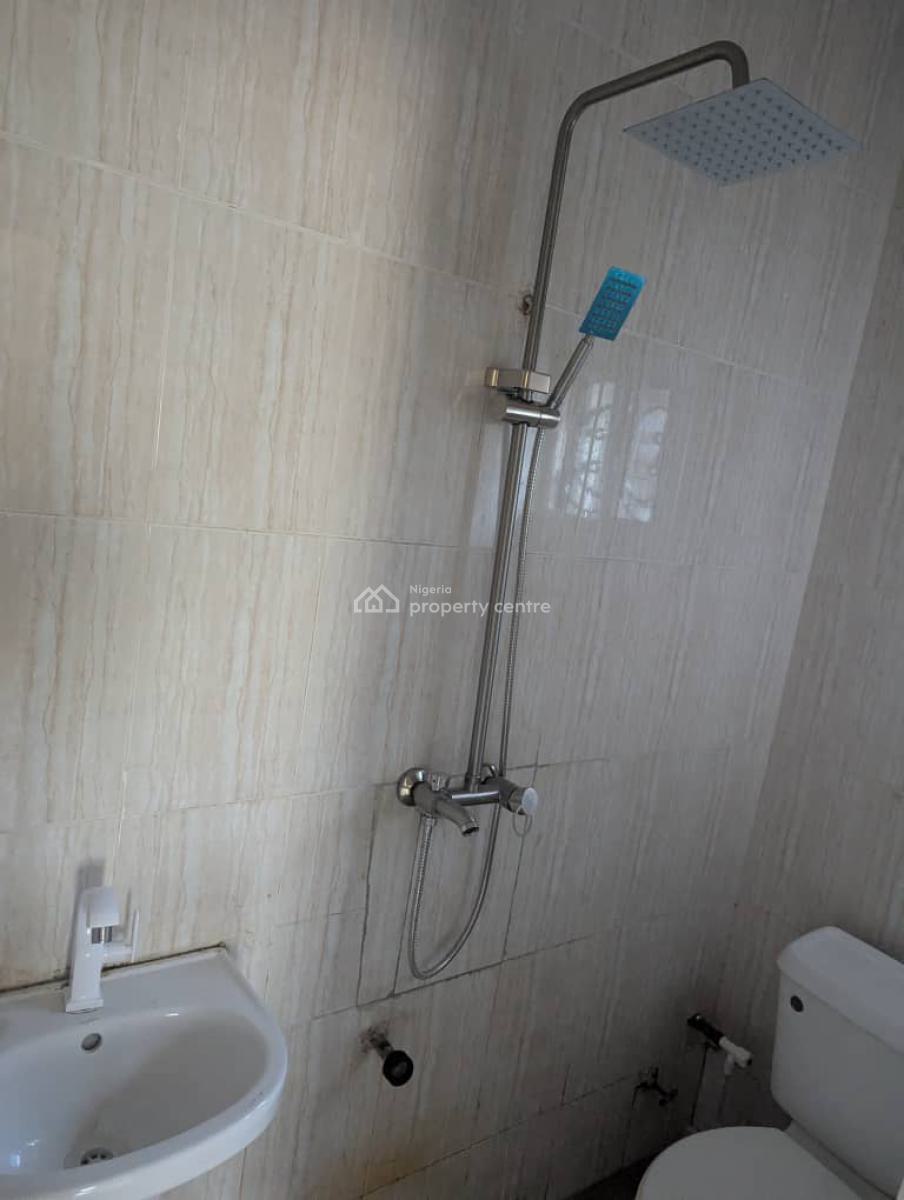 Beautiful Spacious Well Maintained 2 Bedrooms Floor on Ground Floor, Goodnews Estate, Sangotedo, Ajah, Lagos, Flat / Apartment for Rent
