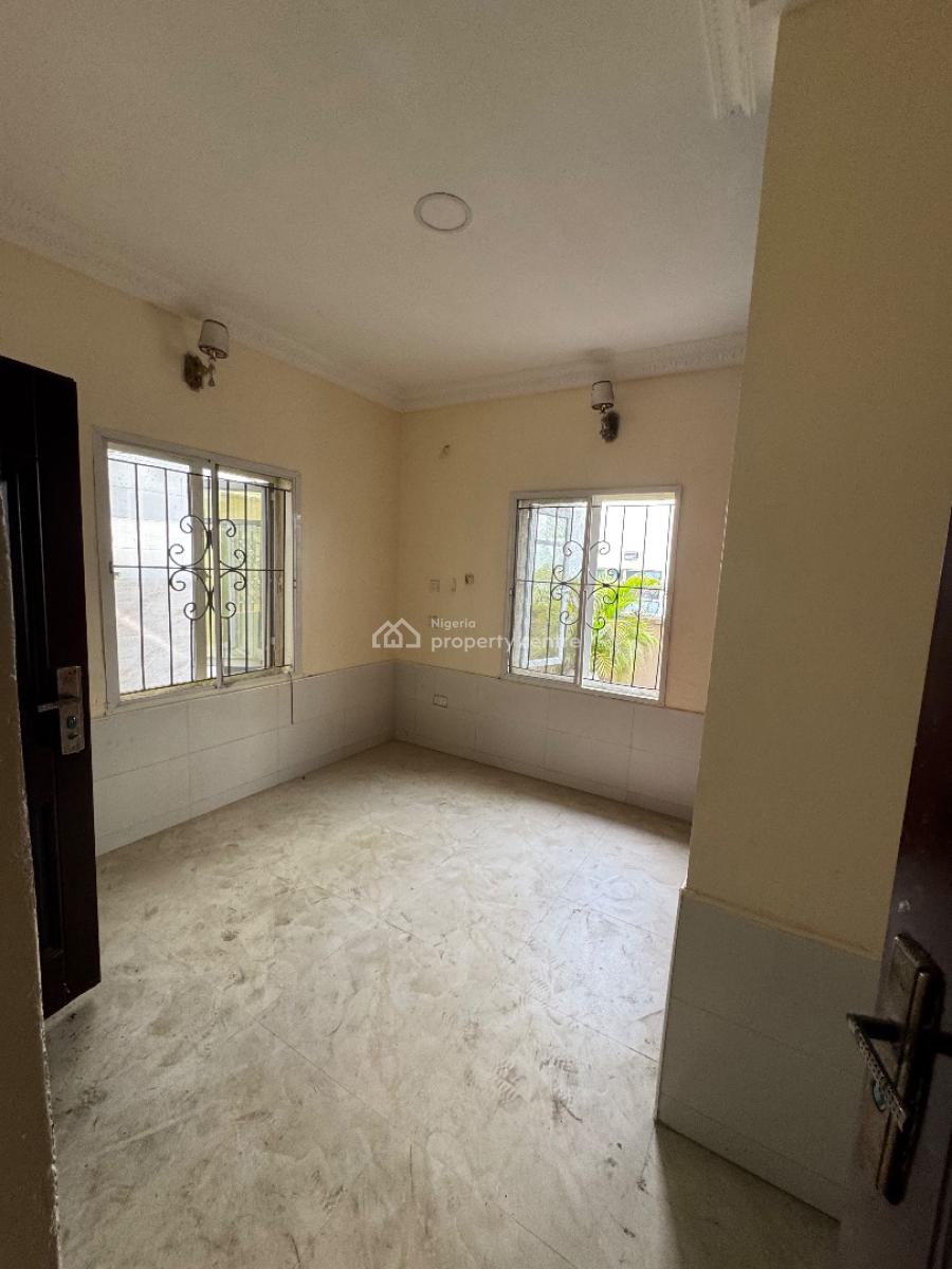 Spacious 3 Bedroom Apartment, Chevy View Estate, Lekki Expressway, Lekki, Lagos, Flat / Apartment for Rent