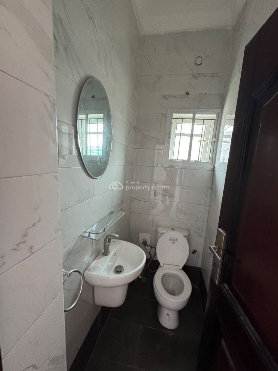 Spacious 3 Bedroom Apartment, Chevy View Estate, Lekki Expressway, Lekki, Lagos, Flat / Apartment for Rent