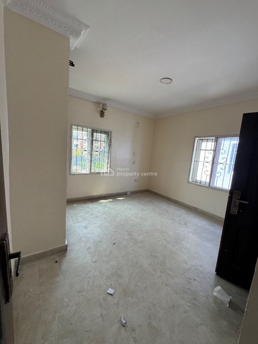 Spacious 3 Bedroom Apartment with Balcony, Chevy View Estate, Lekki Expressway, Lekki, Lagos, Flat / Apartment for Rent