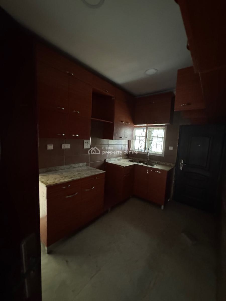 Spacious 3 Bedroom Apartment with Balcony, Chevy View Estate, Lekki Expressway, Lekki, Lagos, Flat / Apartment for Rent