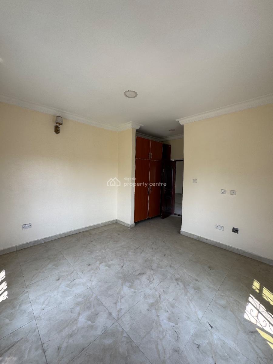 Spacious 3 Bedroom Apartment with Balcony, Chevy View Estate, Lekki Expressway, Lekki, Lagos, Flat / Apartment for Rent