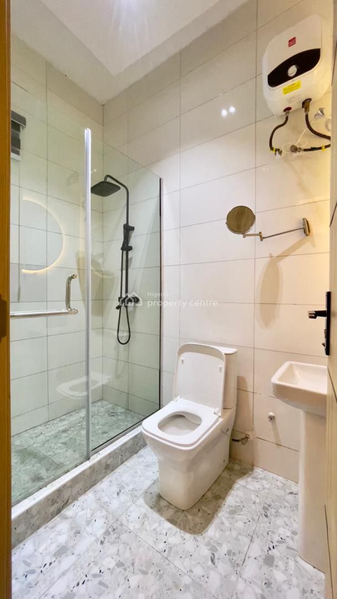 Newly Launched ️2 Bedroom Apartment with Swimming Pool, & Ps5, Lekki Phase 1, Lekki, Lagos, Flat / Apartment Short Let