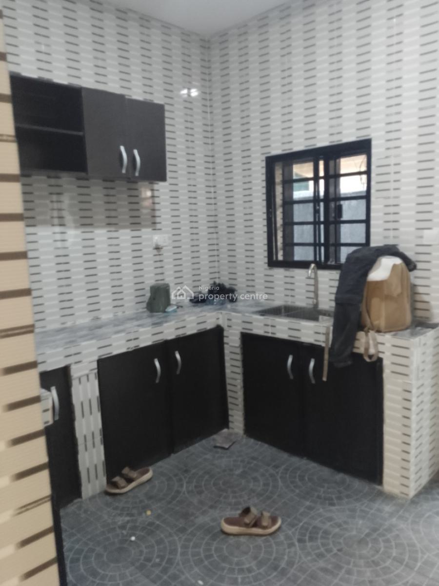 Luxury 2/3 Bedroom Flat, Agric, Ikorodu, Lagos, Flat / Apartment for Rent