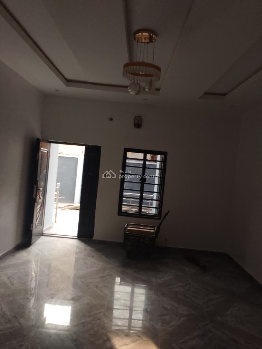 Luxury 2/3 Bedroom Flat, Agric, Ikorodu, Lagos, Flat / Apartment for Rent
