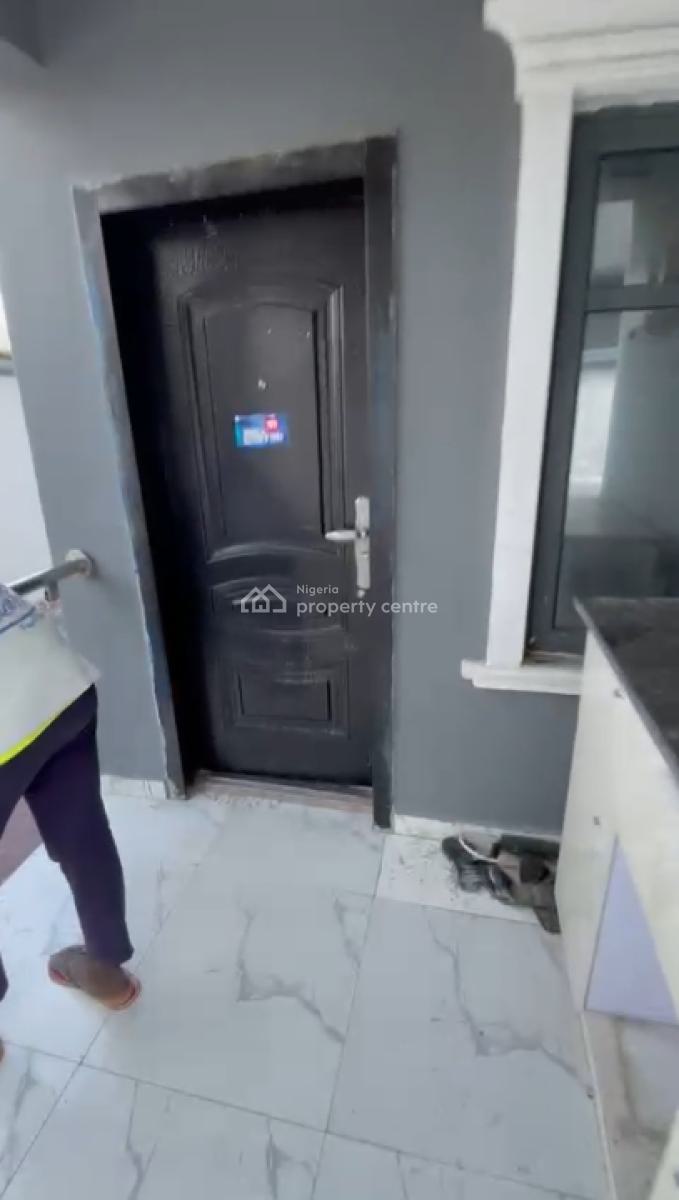 Well Maintained 2 Bedroom Flat, Lakowe, Awoyaya, Ibeju Lekki, Lagos, Flat / Apartment for Rent