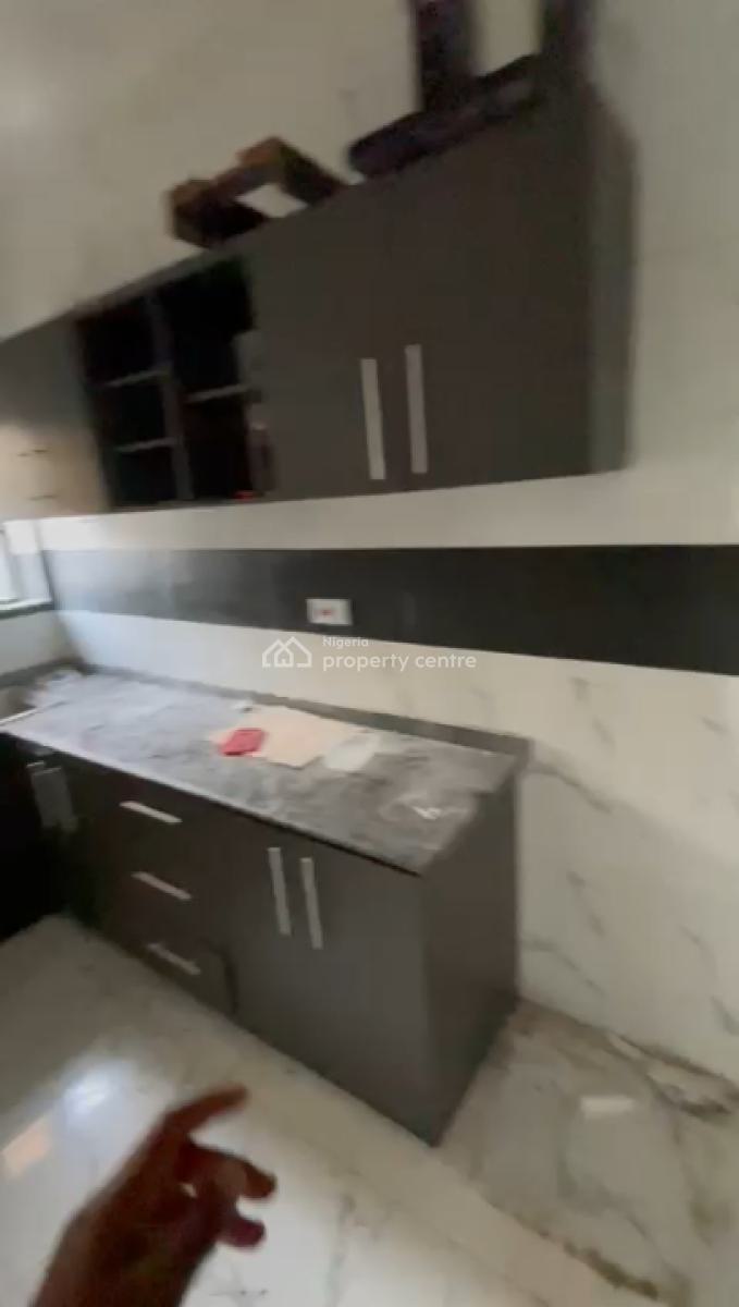 Well Maintained 2 Bedroom Flat, Lakowe, Awoyaya, Ibeju Lekki, Lagos, Flat / Apartment for Rent