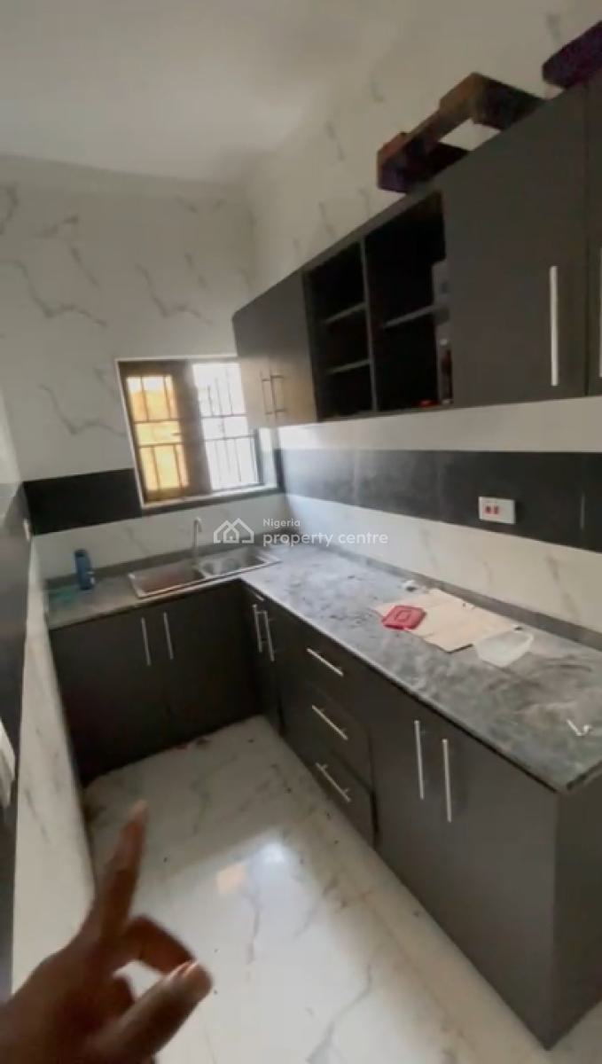 Well Maintained 2 Bedroom Flat, Lakowe, Awoyaya, Ibeju Lekki, Lagos, Flat / Apartment for Rent