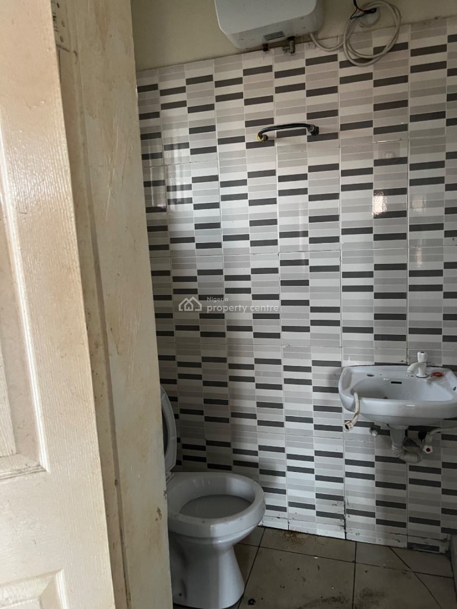 Massive 2 Bedroom Flat, Ologunfe Road, Awoyaya, Ibeju Lekki, Lagos, Flat / Apartment for Rent