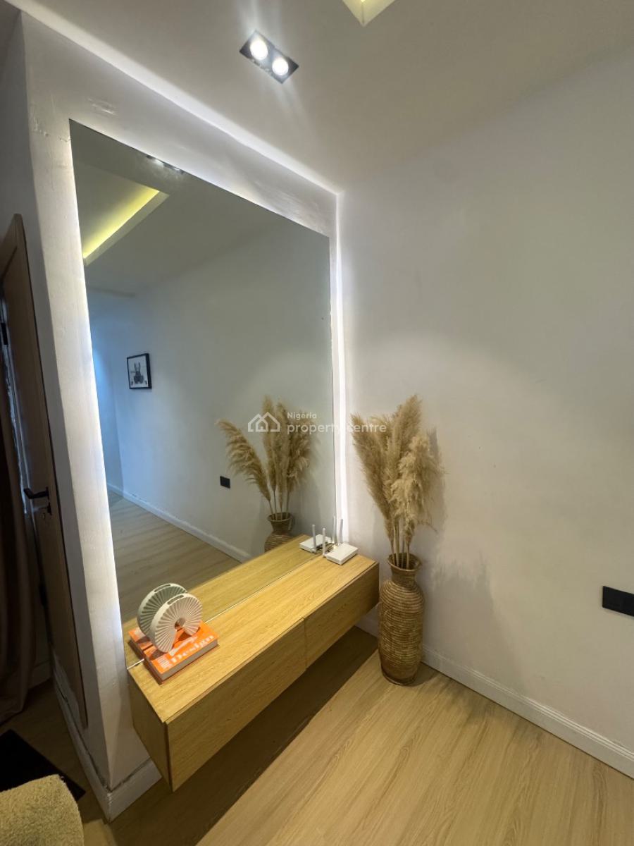 Luxury One Bedroom, Olumo Street, Onike, Yaba, Lagos, Detached Duplex Short Let