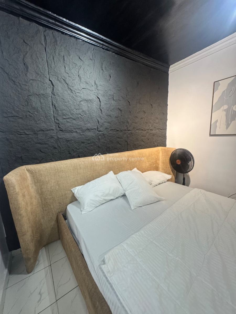 Luxury One Bedroom, Olumo Street, Onike, Yaba, Lagos, Detached Duplex Short Let