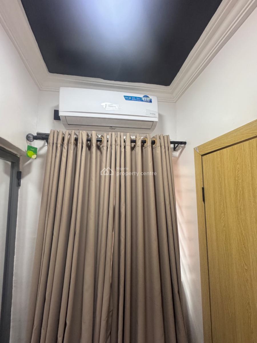 Luxury One Bedroom, Olumo Street, Onike, Yaba, Lagos, Detached Duplex Short Let