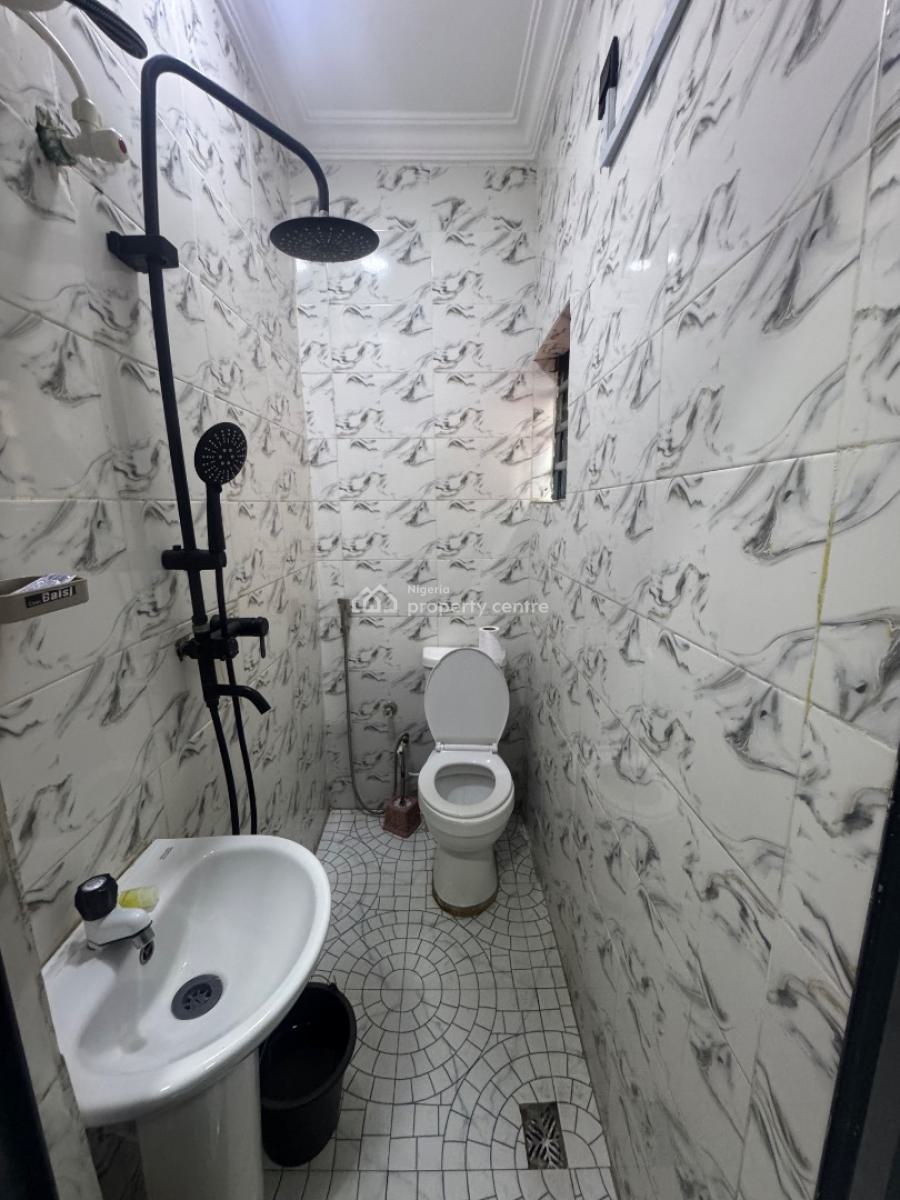 Luxury One Bedroom, Olumo Street, Onike, Yaba, Lagos, Detached Duplex Short Let