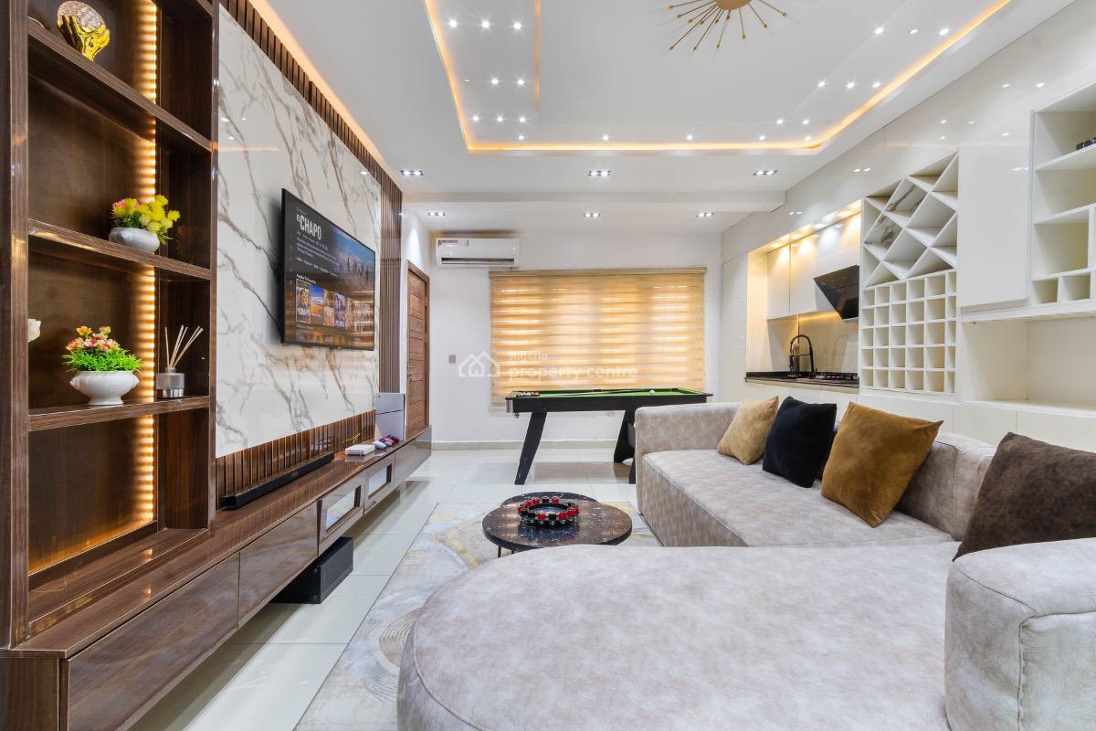 Luxury Highrise 2bedroom Apartment with Ps5 and Snooker Board, Mijl Residence & Villa, Ikate Elegushi, Lekki, Lagos, Flat / Apartment Short Let