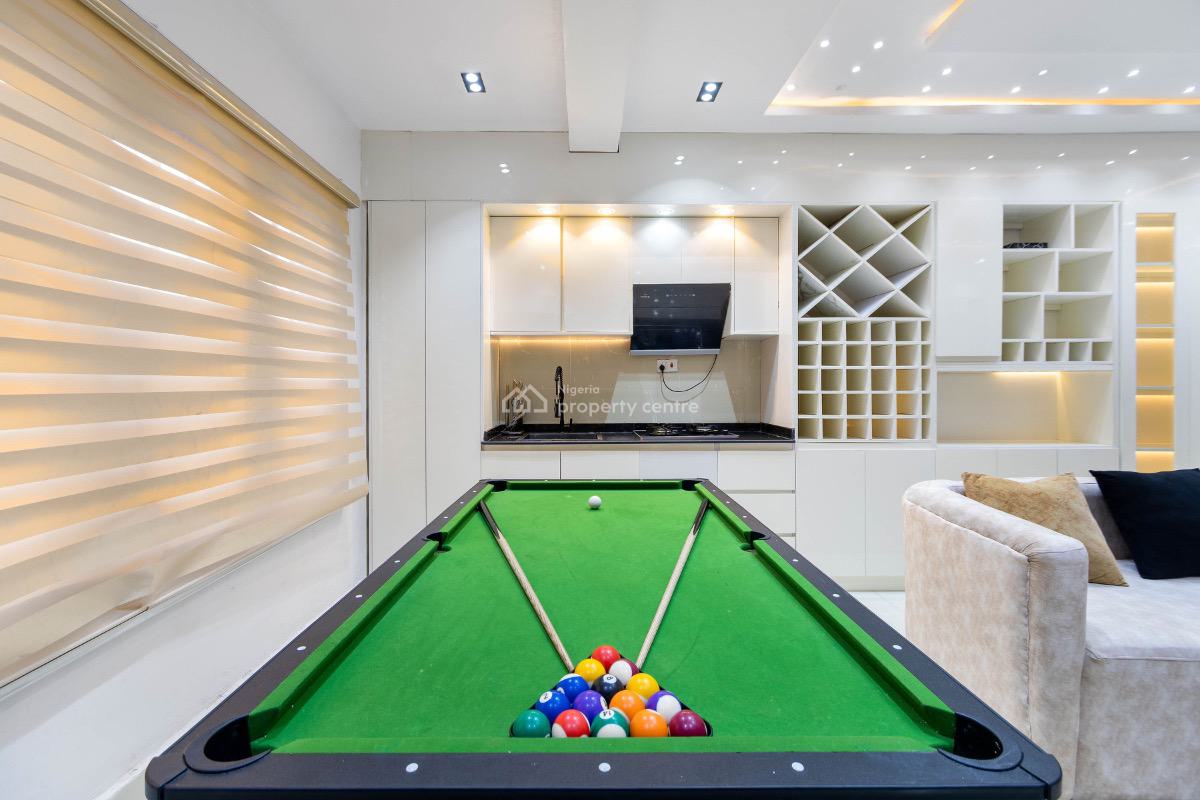 Luxury Highrise 2bedroom Apartment with Ps5 and Snooker Board, Mijl Residence & Villa, Ikate Elegushi, Lekki, Lagos, Flat / Apartment Short Let