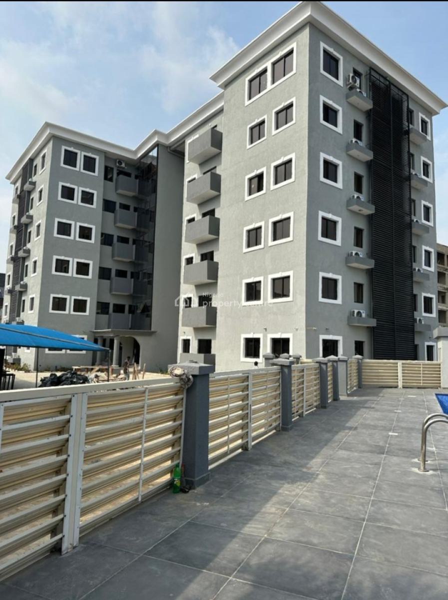 Newly Renovated 3 Bedroom Apartments with Bq, Pool, 24hr Power, Lekki Phase 1, Lekki, Lagos, Flat / Apartment for Rent