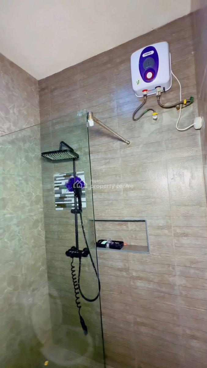 Luxury Cozy One Bedroom Apartment with Playstation Five, Lekki, Agungi, Lekki, Lagos, Flat / Apartment Short Let